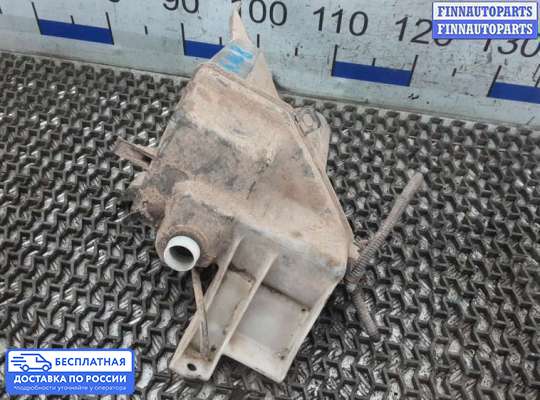Бачок омывателя на Toyota RAV4 III (XA30)