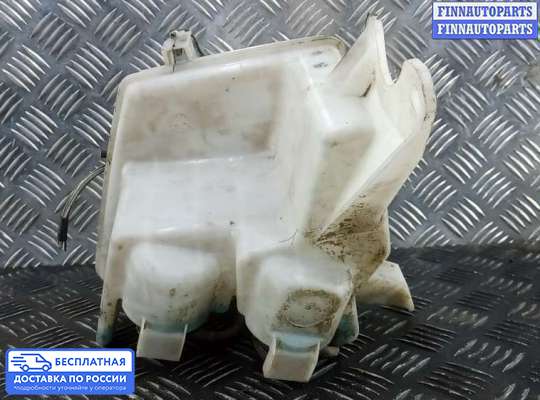 Бачок омывателя на Toyota Auris I (E150)