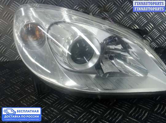 Фара передняя на Mercedes-Benz B (W245)