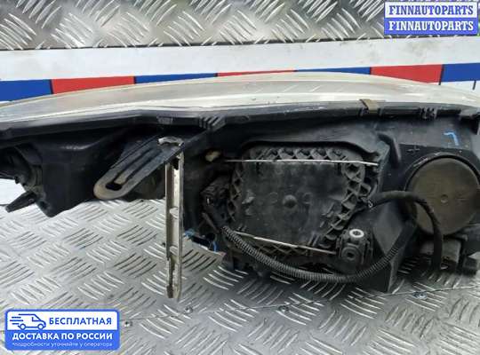 Фара передняя на Renault Megane III