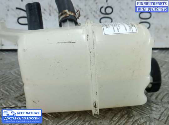 Бачок гидроусилителя на Toyota Prius III