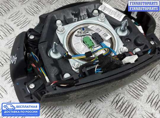 Подушка безопасности водителя (AirBag) на Range Rover III (LM, L322)