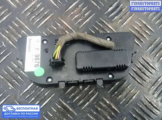 Блок управления печкой на Opel Zafira C
