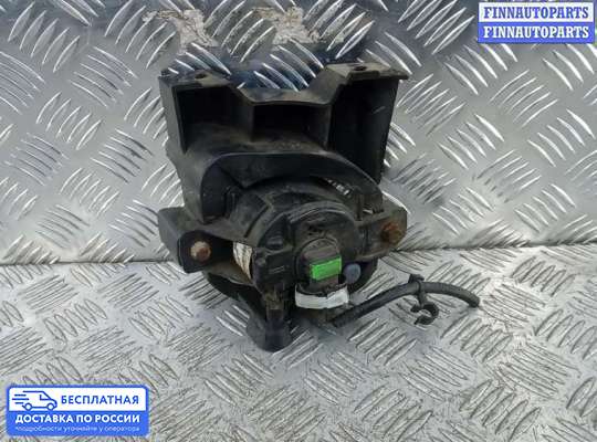 Фара противотуманная (ПТФ) на Nissan Tino V10