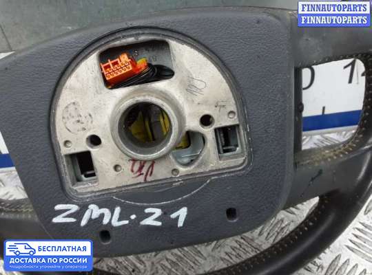 Подушка безопасности водителя (AirBag) на Volkswagen Touareg I (7L)