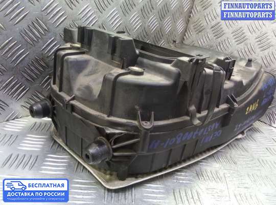 Корпус воздушного фильтра на Mercedes-Benz C (W204)