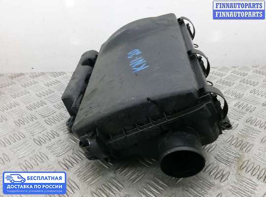 Корпус воздушного фильтра на Toyota Prius II