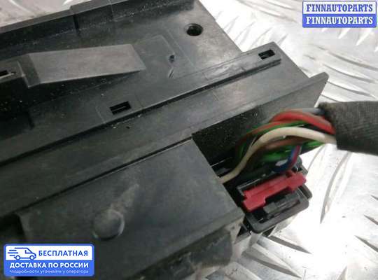 Замок зажигания с ключом на Volkswagen Passat B7 (36)