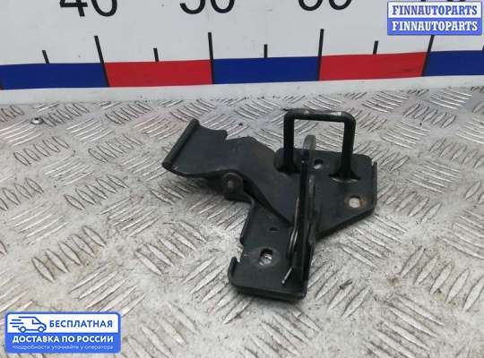 Замок капота на Volkswagen Touareg I (7L)