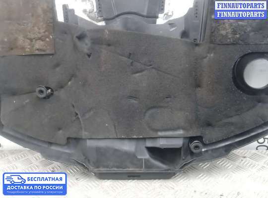 Крышка ДВС (декоративная) на Mercedes-Benz E (W212)