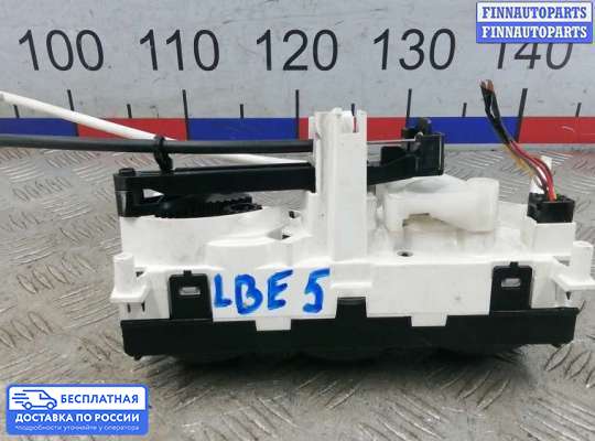 Блок управления печкой на Peugeot 308 I (T7)