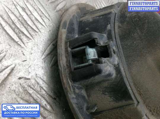 Лючок бензобака на Volkswagen Passat B5 (3B)