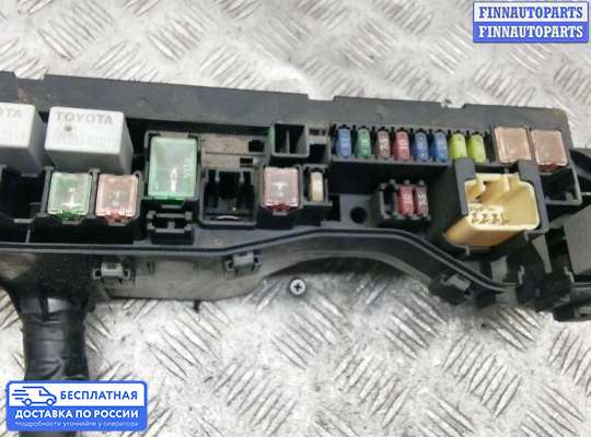 Блок предохранителей на Toyota Corolla Verso III (AR10)