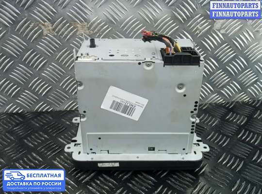 Магнитола на Volkswagen Passat B7 (36)