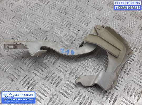 Петля капота на Chevrolet Captiva