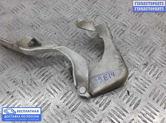 Петля капота на Chevrolet Captiva