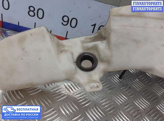 Бачок омывателя на Nissan Qashqai I (J10)