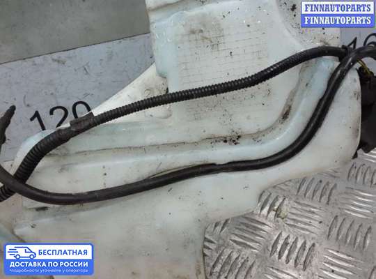 Бачок омывателя на Ford Focus II