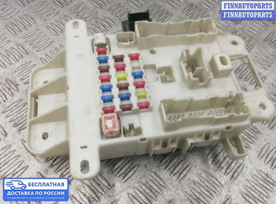 ЭБУ салона (Блок комфорта) на Toyota RAV4 II (XA20)