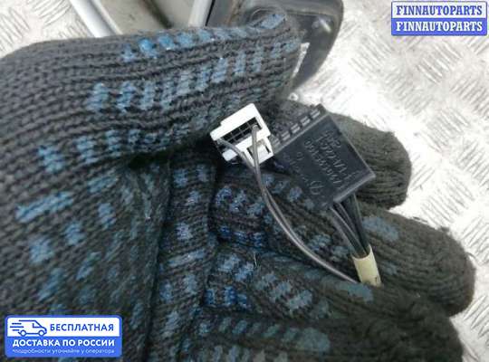Зеркало боковое на Mercedes-Benz E (W211)