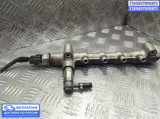 Рампа (рейка) топливная на Opel Astra J