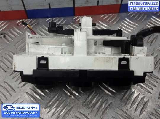 Блок управления печкой на Peugeot 308 I (T7)