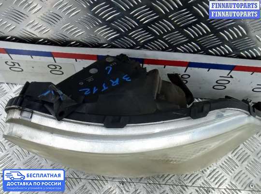 Фара передняя на Toyota Prius II