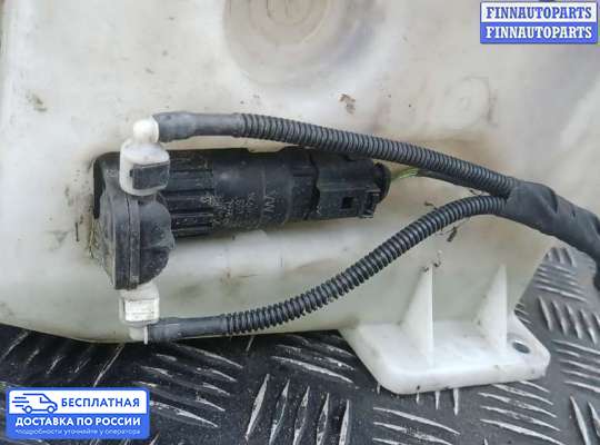Бачок омывателя на Volkswagen Golf VI (5K)