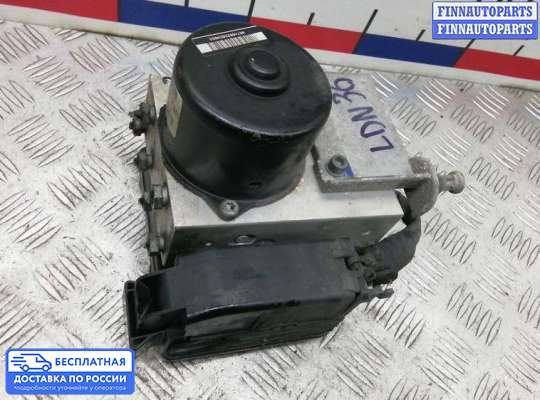 Блок ABS на Mercedes-Benz C (W203)