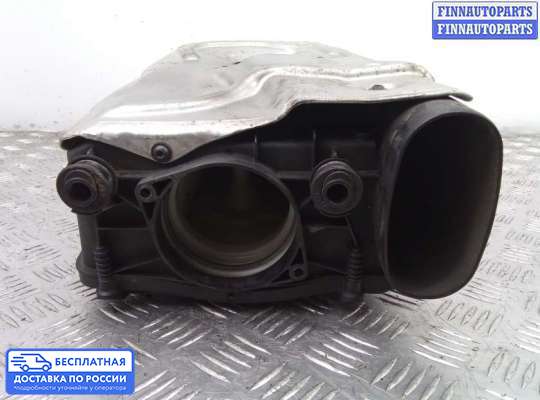 Корпус воздушного фильтра на Mercedes-Benz C (W204)