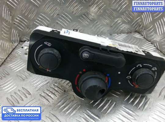 Блок управления печкой на Renault Modus
