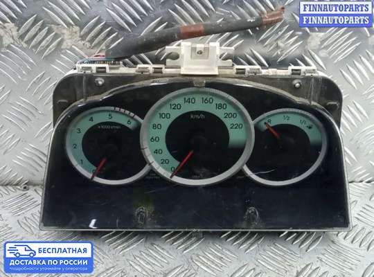 Щиток приборов на Toyota Corolla Verso III (AR10)