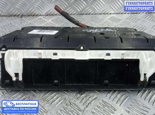 Щиток приборов на Toyota Corolla Verso III (AR10)