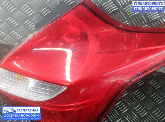 Фонарь задний на Ford Focus III