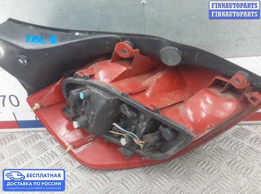Фонарь задний на Renault Clio III