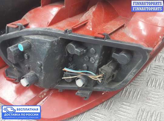 Фонарь задний на Renault Clio III