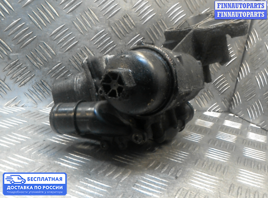 Корпус масляного фильтра на Renault Laguna III