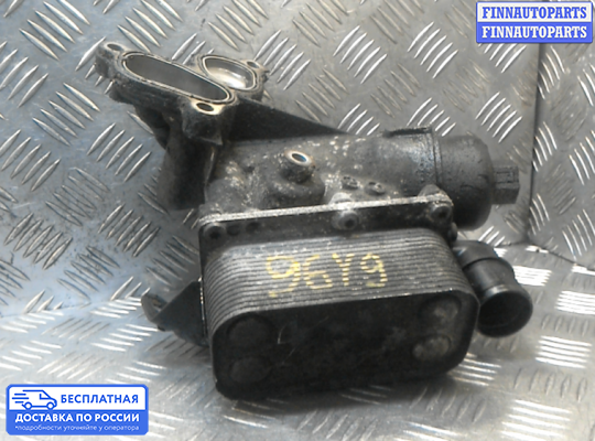 Корпус масляного фильтра на Renault Laguna III