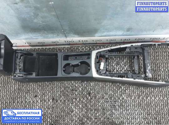 Подлокотник на Audi A5 (8T)