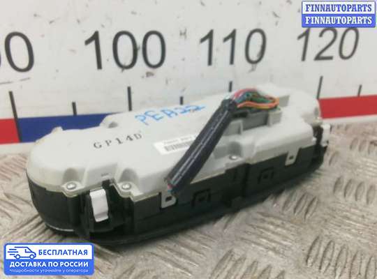 Блок управления печкой на Honda CR-V III (RE)