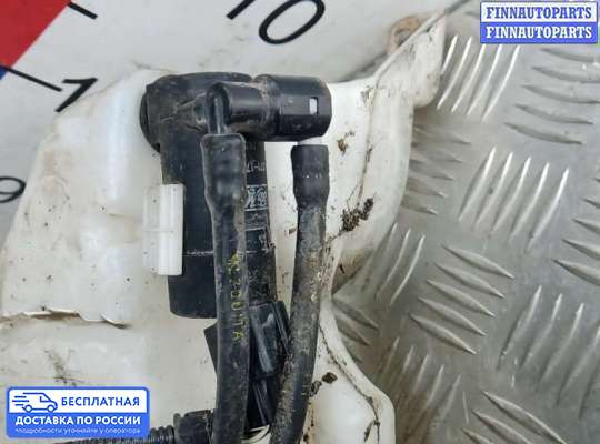 Бачок омывателя на Ford Focus II