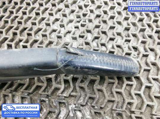 Ручник (рычаг ручного тормоза) на Mitsubishi Pajero IV