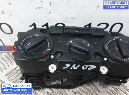 Блок управления печкой на Volkswagen Tiguan I (5N)