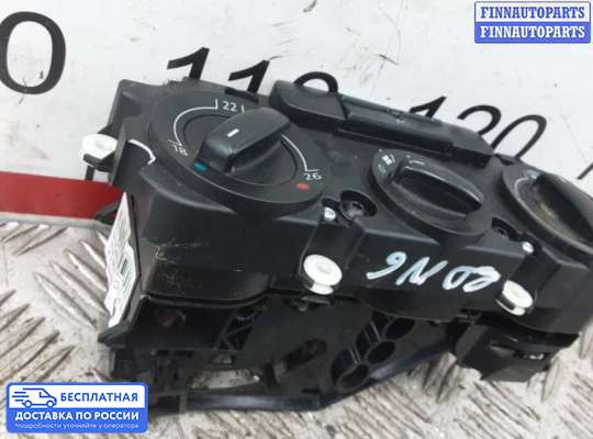 Блок управления печкой на Volkswagen Tiguan I (5N)