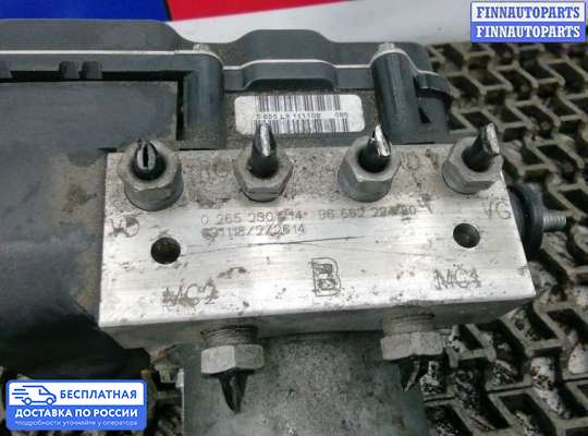 Блок ABS на Peugeot 308 I (T7)