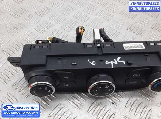 Блок управления печкой на Kia Ceed II (JD)