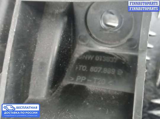Кронштейн бампера на Volkswagen Touran I (1T)