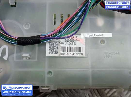 Щиток приборов на Mitsubishi Pajero IV