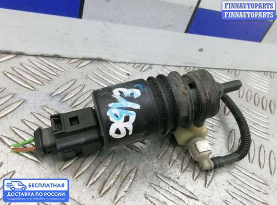 Моторчик (насос) омывателя на Volkswagen Touran I (1T)