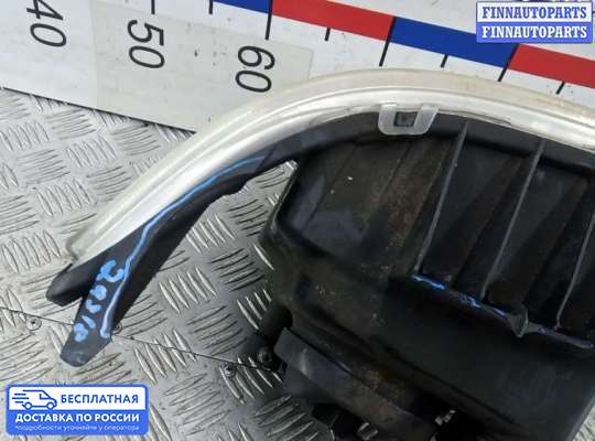 Фара передняя на Dodge Nitro